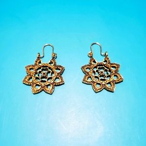 Star Design gold-plated earrings Costume